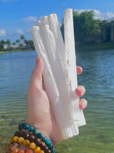 Load image into Gallery viewer, Selenite (Satin Spar) Rough Wands
